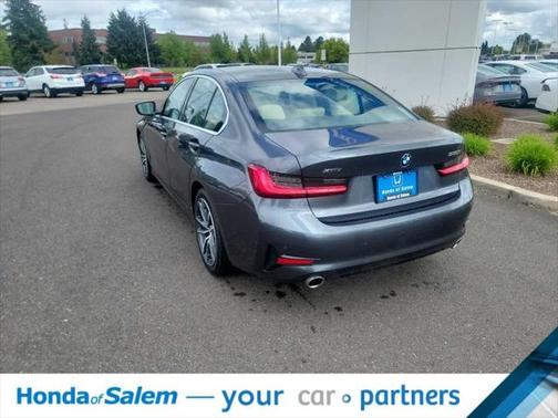 2021 BMW 330 xDrive