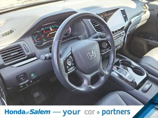2020 Honda Pilot Touring 8-Passenger