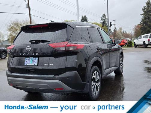 2023 Nissan Rogue SV