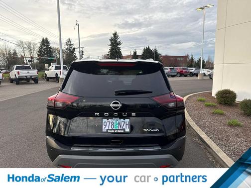 2023 Nissan Rogue SV