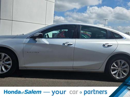 Silver Ice Metallic 2020 Chevrolet Malibu FWD LT