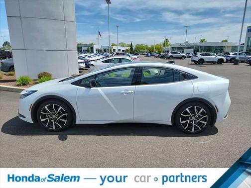 2024 Toyota Prius Prime XSE Premium