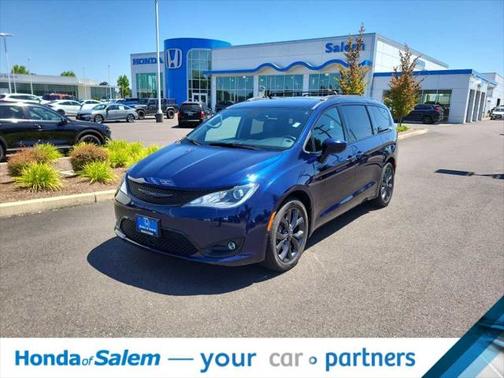 2020 Chrysler Pacifica Touring-L Plus