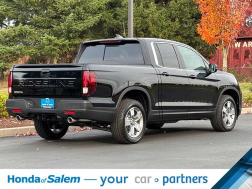 Crystal Black Pearl 2026 Honda Ridgeline RTL