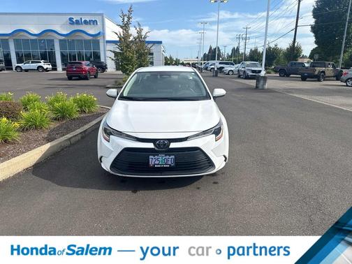 Ice Cap 2023 Toyota Corolla LE