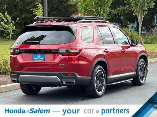 Radiant Red Metallic II 2026 Honda Pilot Touring 8-Passenger
