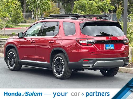 Radiant Red Metallic II 2026 Honda Pilot Touring 8-Passenger
