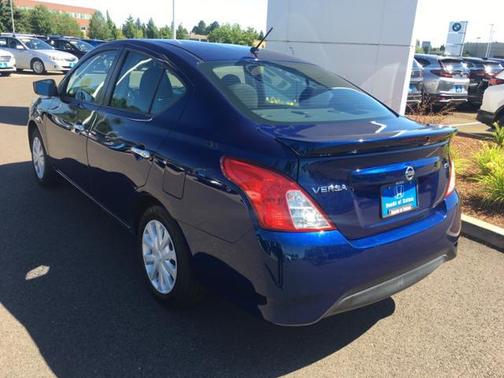 2018 Nissan Versa 1.6 SV