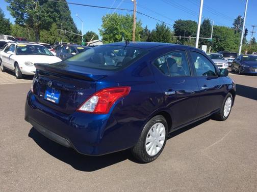 2018 Nissan Versa 1.6 SV