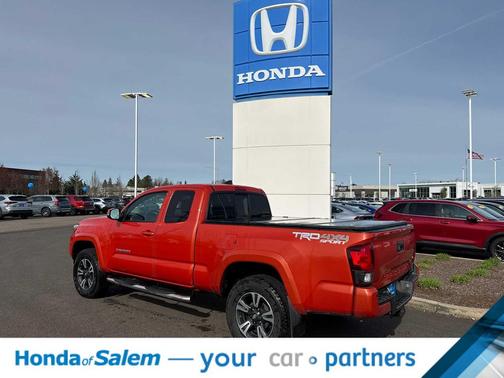 2018 Toyota Tacoma TRD Sport