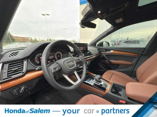 2023 Audi Q5 45 S line Premium Plus