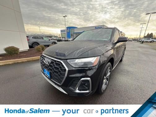 2023 Audi Q5 45 S line Premium Plus