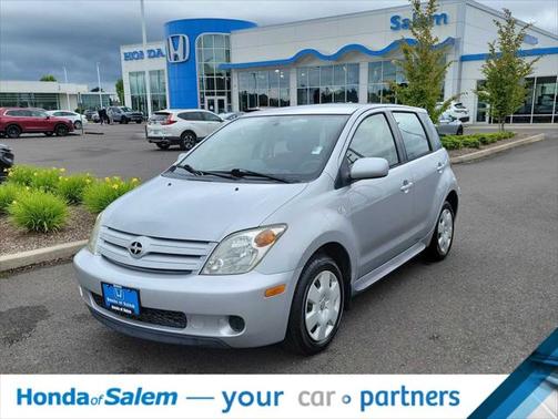 2005 Scion xA 4dr Sdn Auto