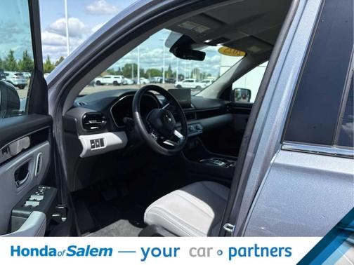 Lunar Silver Metallic 2025 Honda Pilot EX-L