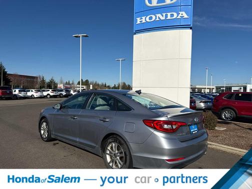 2016 Hyundai SONATA Base