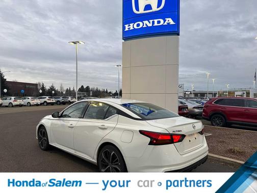 2024 Nissan Altima SR FWD