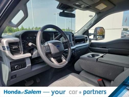 2024 Ford F-350 XLT