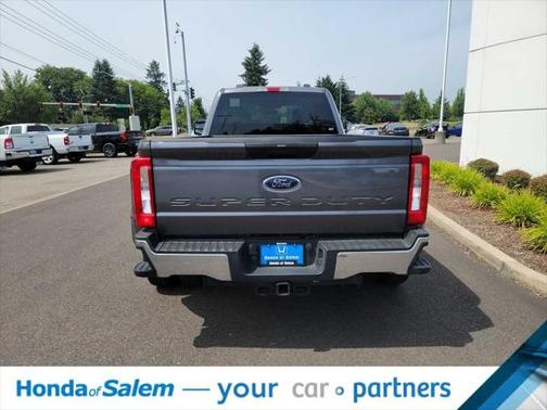 2024 Ford F-350 XLT