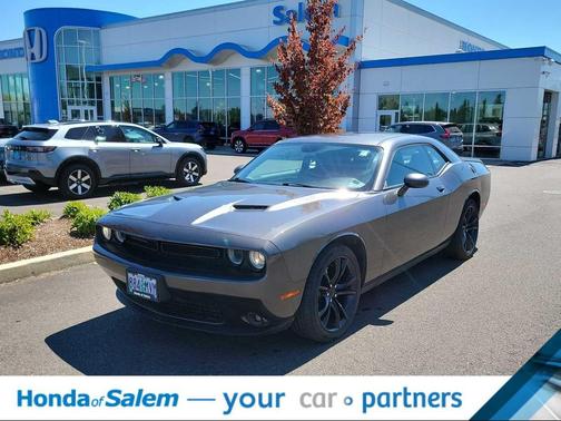 2016 Dodge Challenger SXT
