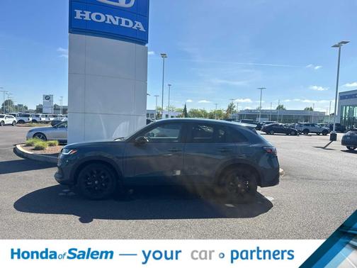 Nordic Forest Pearl 2023 Honda HR-V AWD Sport
