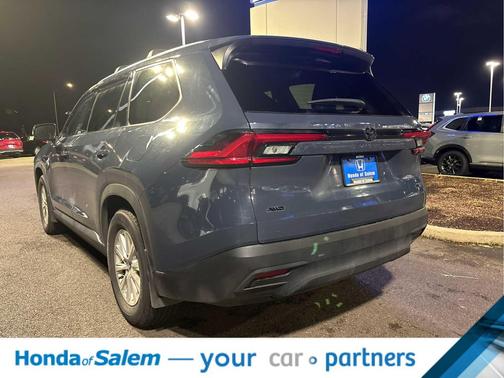 2024 Toyota Grand Highlander XLE