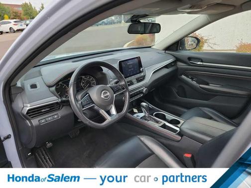 2023 Nissan Altima SR FWD