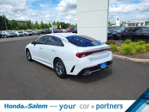 2022 Kia K5 LXS