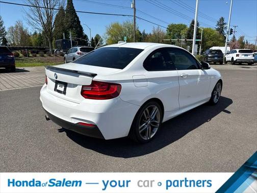 2015 BMW 228 2dr Cpe 228i RWD