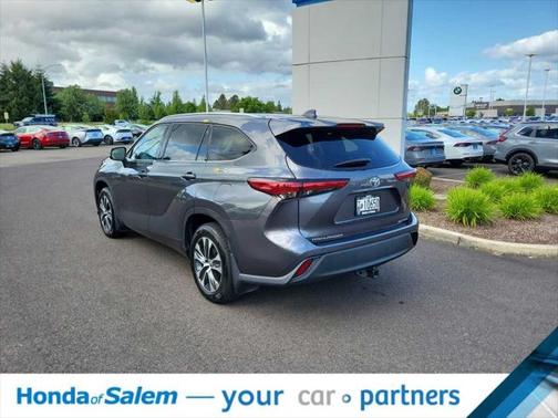 2020 Toyota Highlander XLE