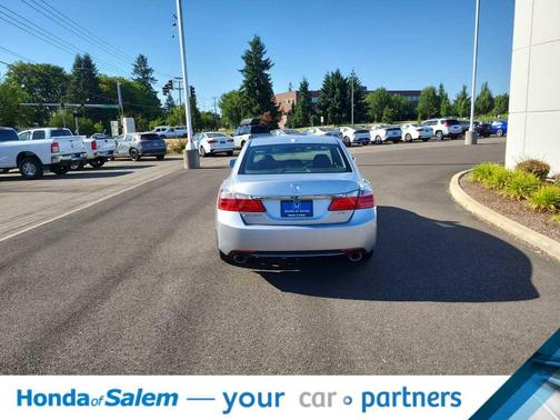 2015 Honda Accord 4dr V6 Auto