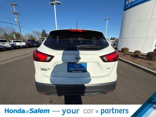 2018 Nissan Rogue Sport S