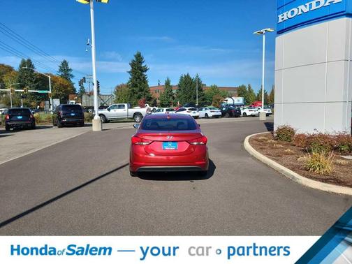 2015 Hyundai ELANTRA SE