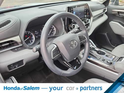 2020 Toyota Highlander Limited