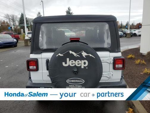 Photo 5 of 25 of 2019 Jeep Wrangler Sport
