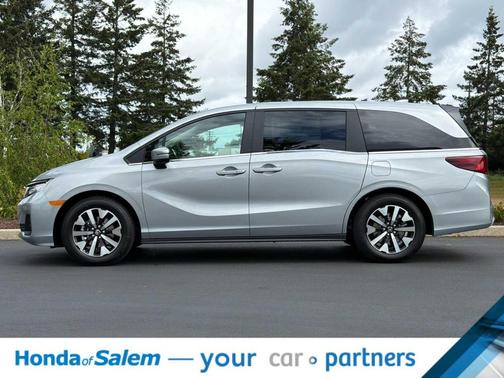 Solar Silver Metallic 2026 Honda Odyssey EX-L