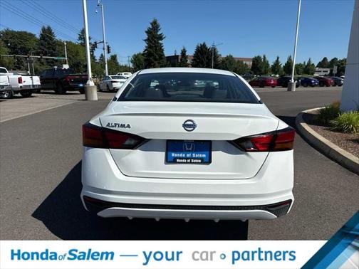 2022 Nissan Altima S FWD