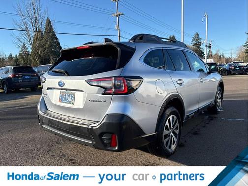 2022 Subaru Outback Premium