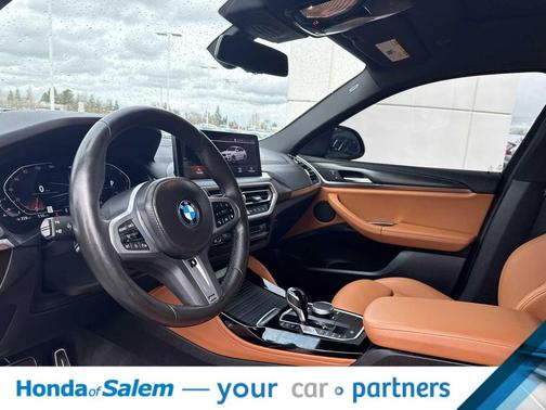 2022 BMW X4 xDrive30i