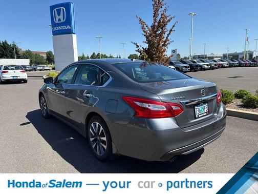 2017 Nissan Altima 2.5 SV