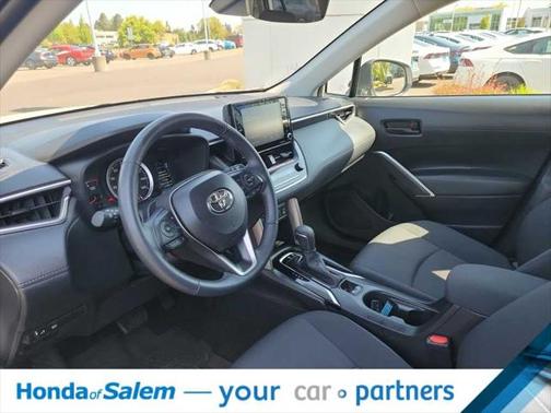 2022 Toyota Corolla Cross LE