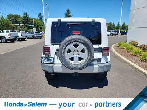 2012 Jeep Wrangler Unlimited Sahara