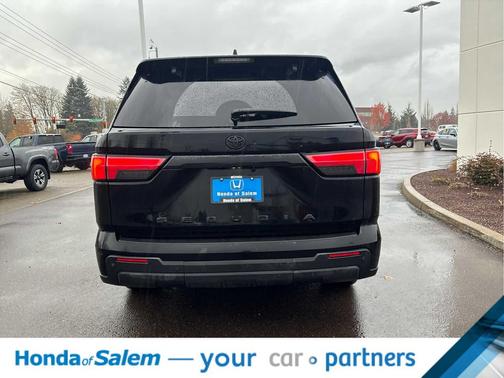 2024 Toyota Sequoia SR5