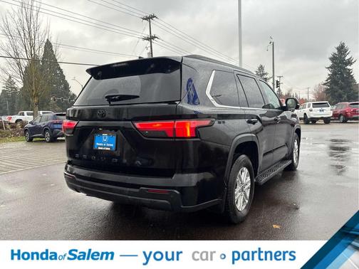 2024 Toyota Sequoia SR5