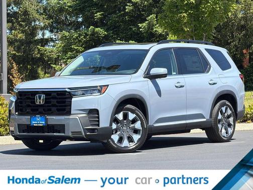 Sonic Gray Pearl 2026 Honda Pilot Touring 8-Passenger