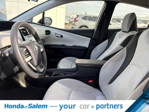 2016 Toyota Prius Two