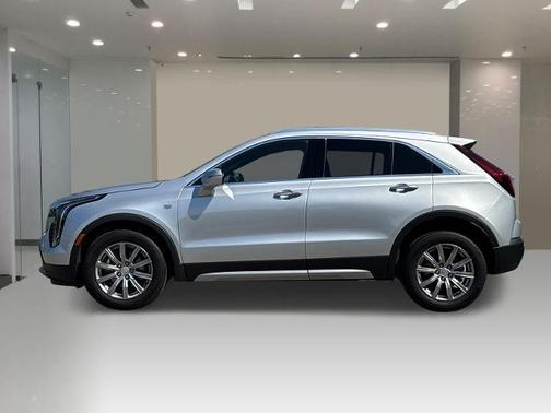 2021 Cadillac XT4 Premium Luxury