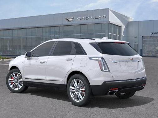 2025 Cadillac XT5 Sport