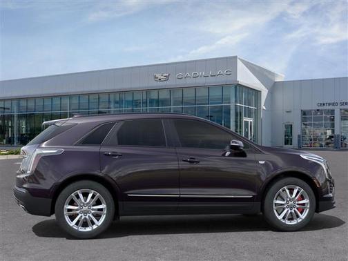 2025 Cadillac XT5 Sport