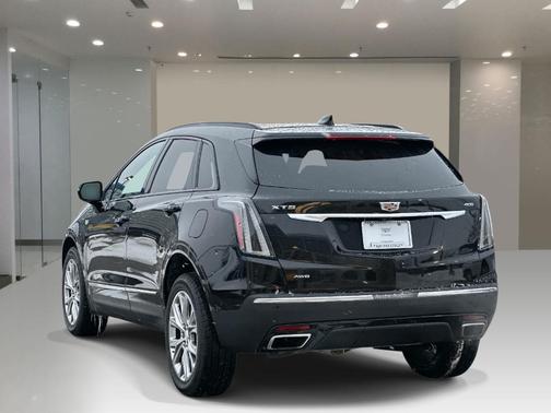 2020 Cadillac XT5 Sport