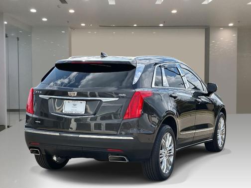 2019 Cadillac XT5 Premium Luxury